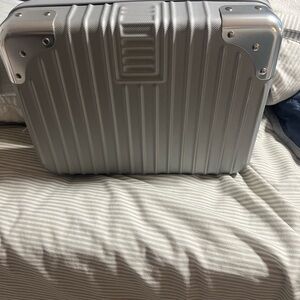 Silver Hard Shell Suitcase